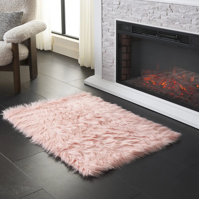 Safavieh Faux Sheep Skin 2'-0" x 3'-0" Rug in Pink