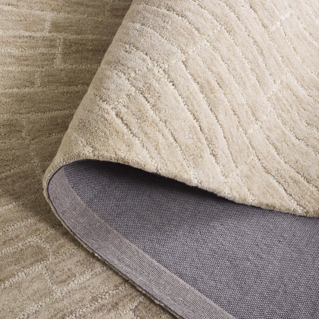 Safavieh Marquee 4'-0" x 6'-0" Rug in Beige