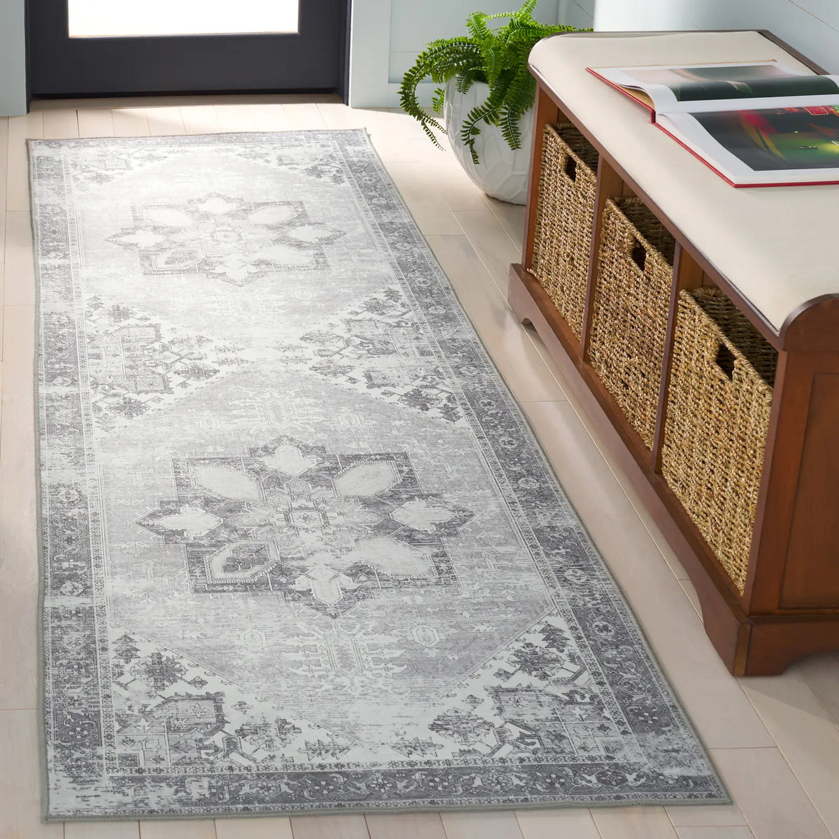Safavieh Tucson 2'-6" x 8'-0" Rug in Light Grey