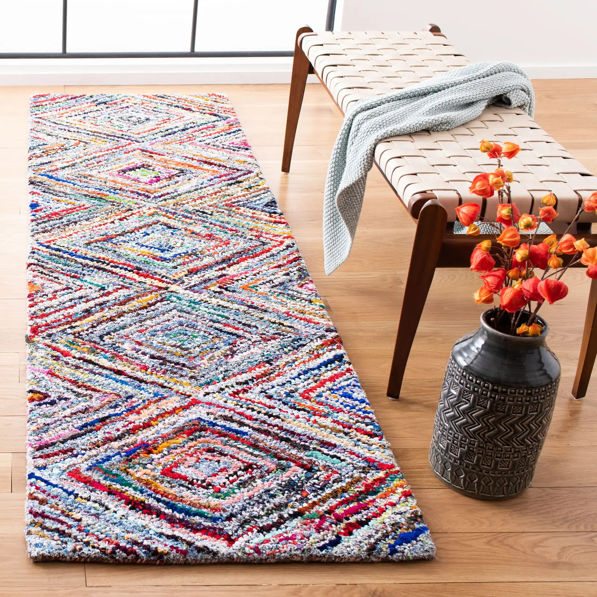 Safavieh Nantucket 2'-3" x 8'-0" Rug in Multi