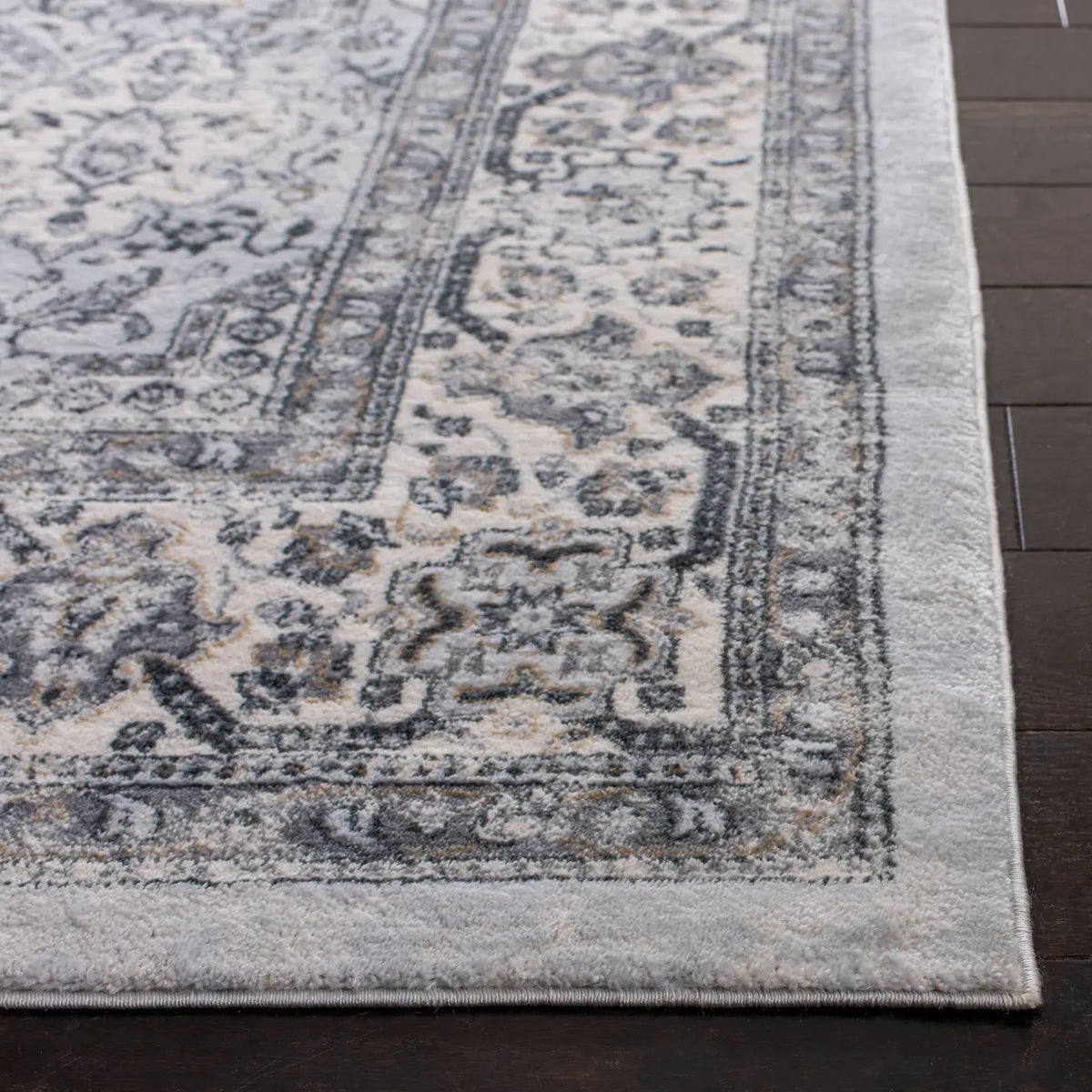 Safavieh Isabella 4'-0" x 6'-0" Rug in Dark Grey / Cream
