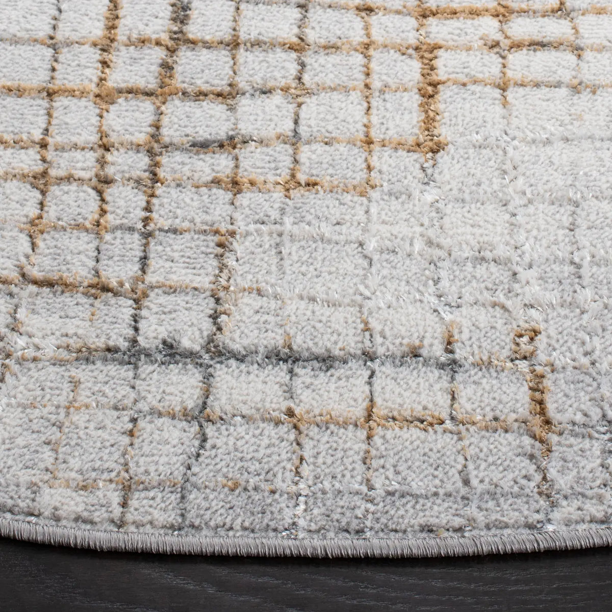 Safavieh Orchard 5'-0" x 5'-0" Rug in Grey / Gold