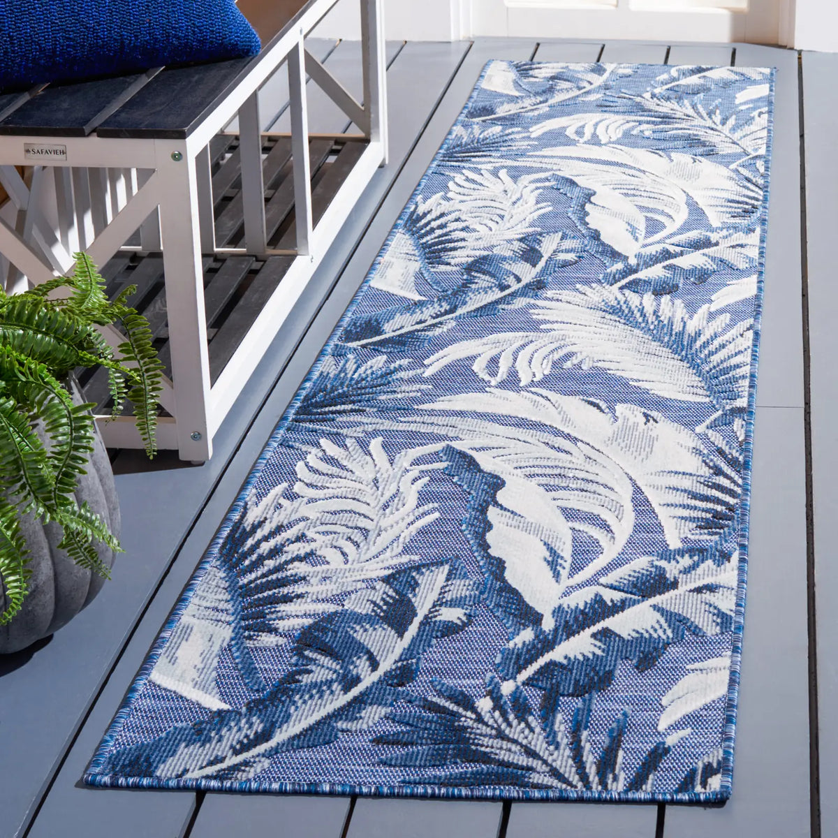 Safavieh Cabana 2'-0" x 10'-0" Rug in Black / Grey
