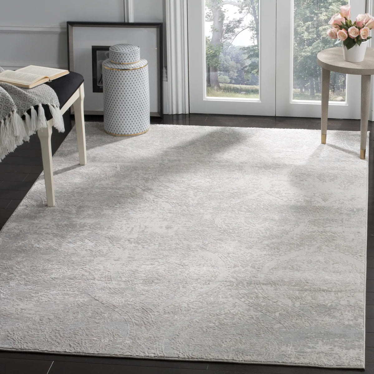 Safavieh Princeton 5'-3" x 7'-6" Rug in Grey / Beige