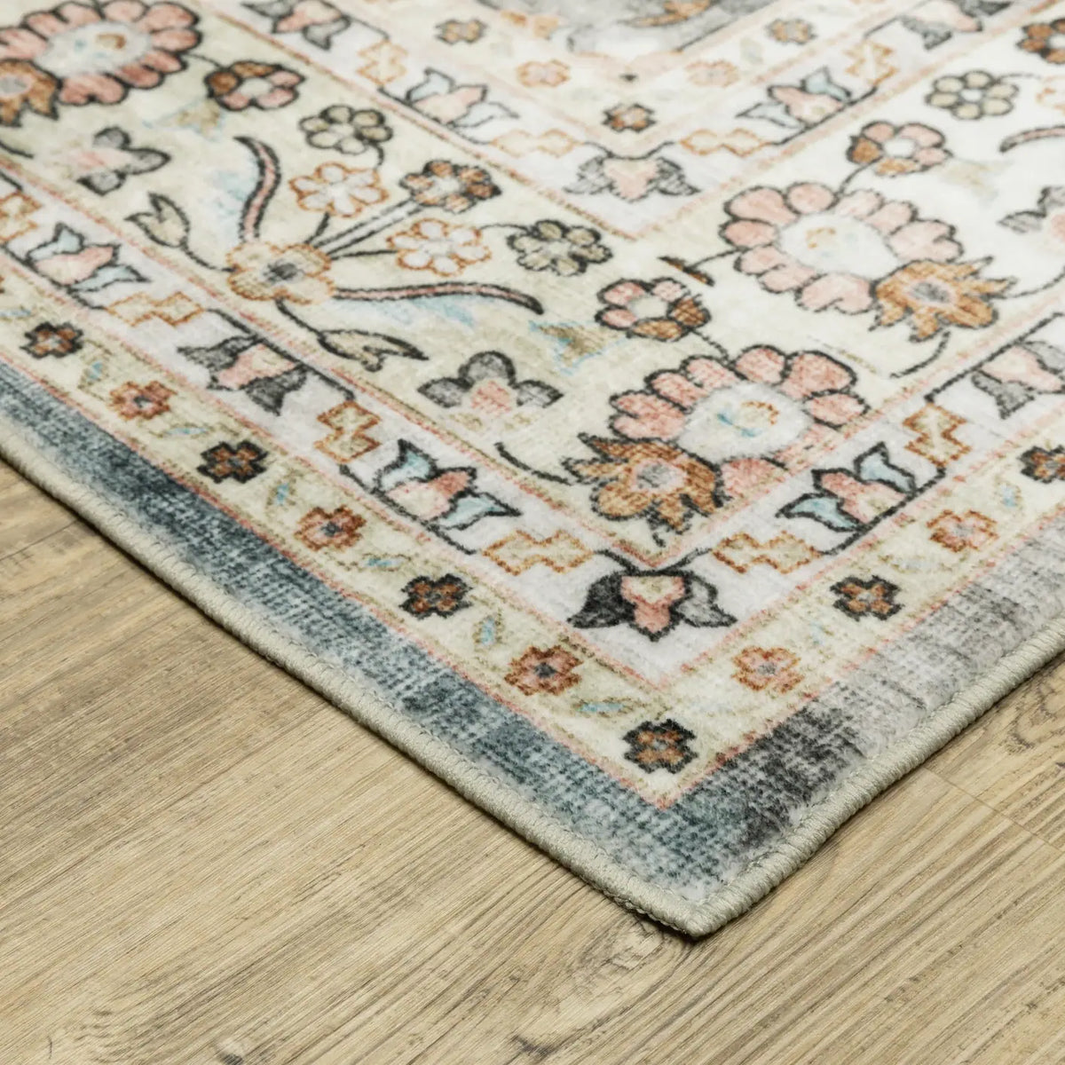 Oriental Weavers Sphinx Sumter Sum07 Grey/ Ivory Rug - corner detail