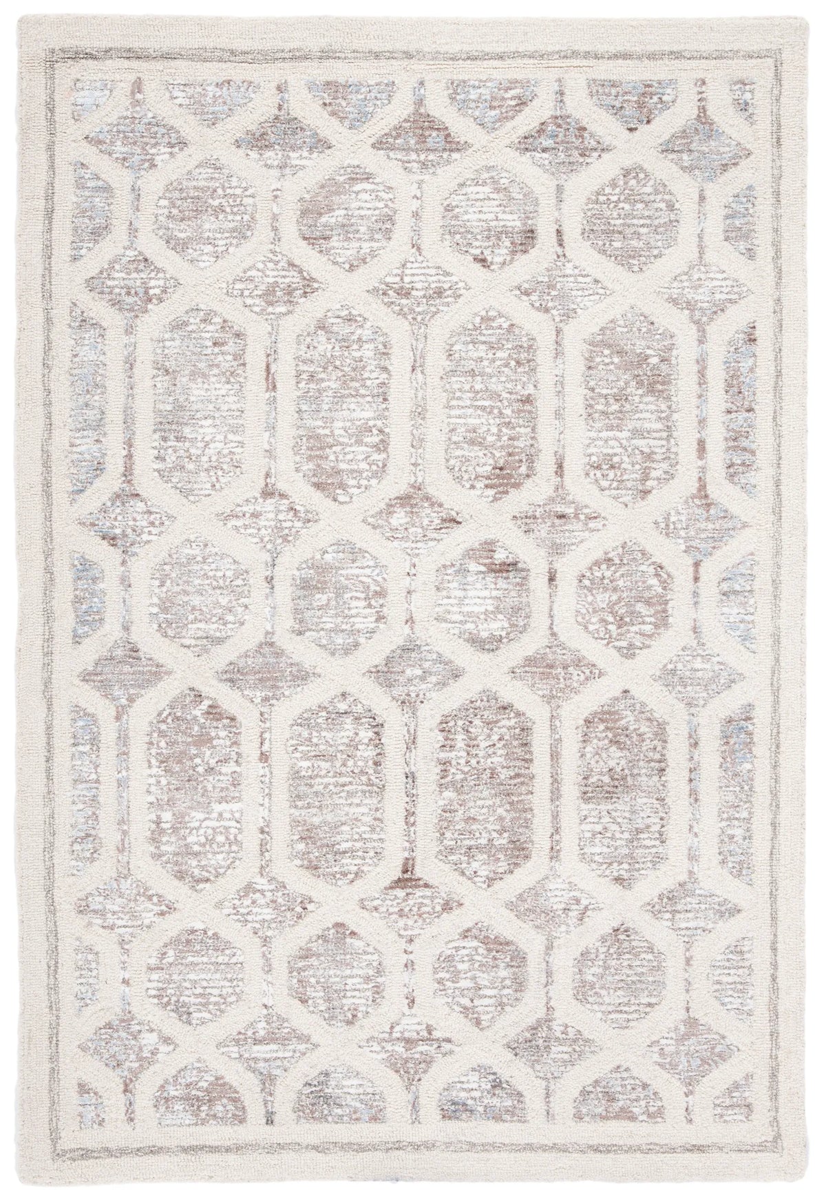 Safavieh Artistry 600 4'-0" x 6'-0" Rug in Ivory / Beige