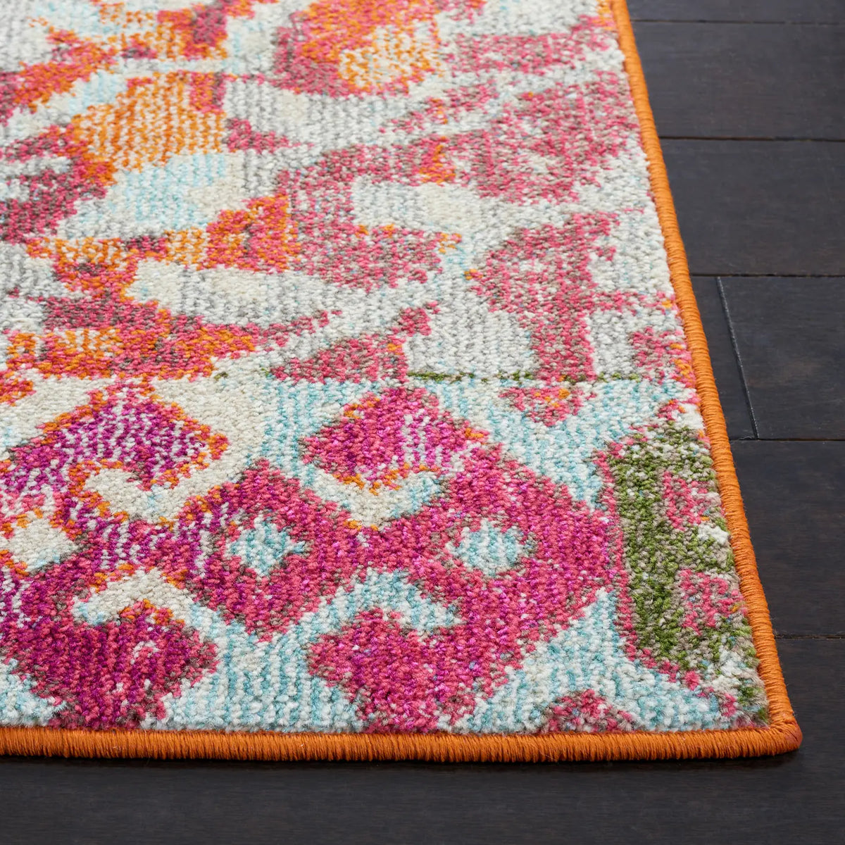 Safavieh Madison 4'-0" x 6'-0" Rug in Orange / Ivory