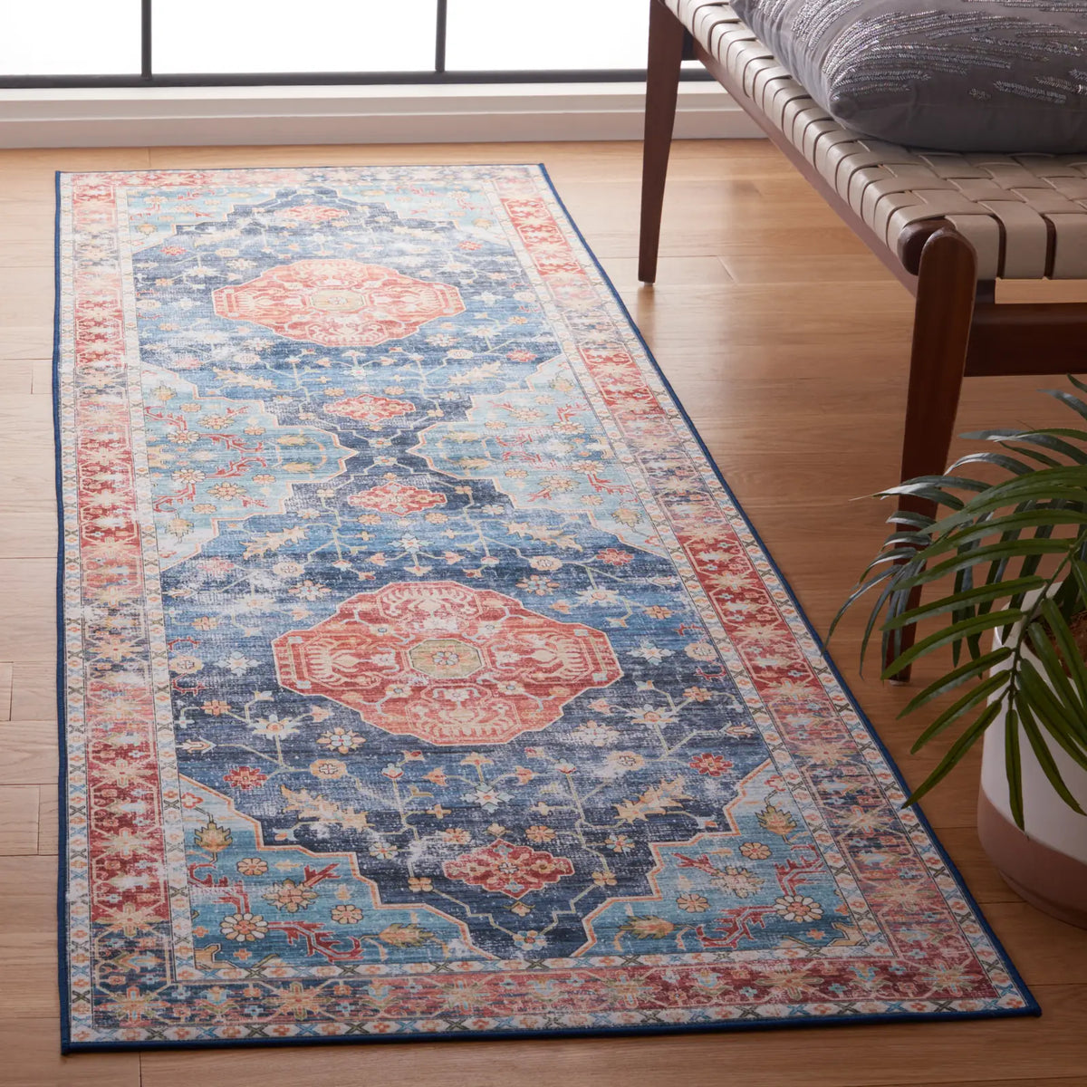 Safavieh Tucson 2'-6" x 8'-0" Rug in Rust / Blue