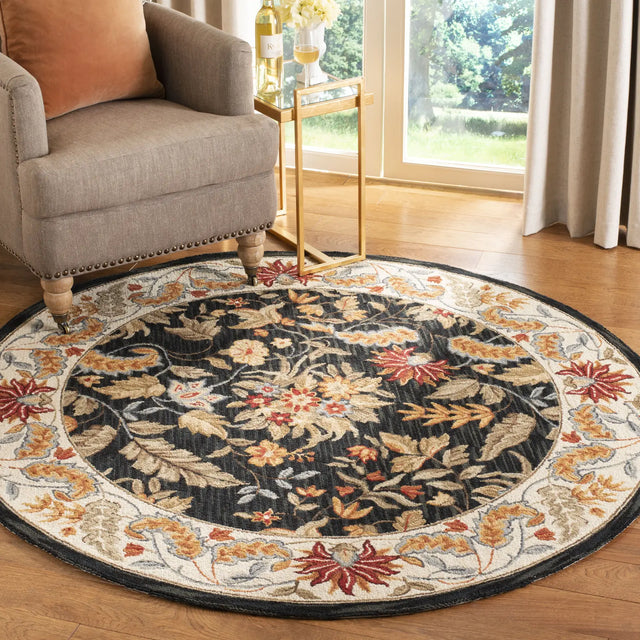 Safavieh Chelsea 5'-6" x 5'-6" Rug in Black