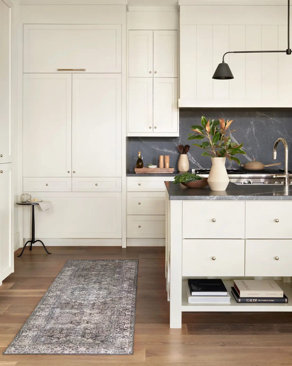 Loloi Layla Lay-06 Taupe / Stone Rugs - room scene 3
