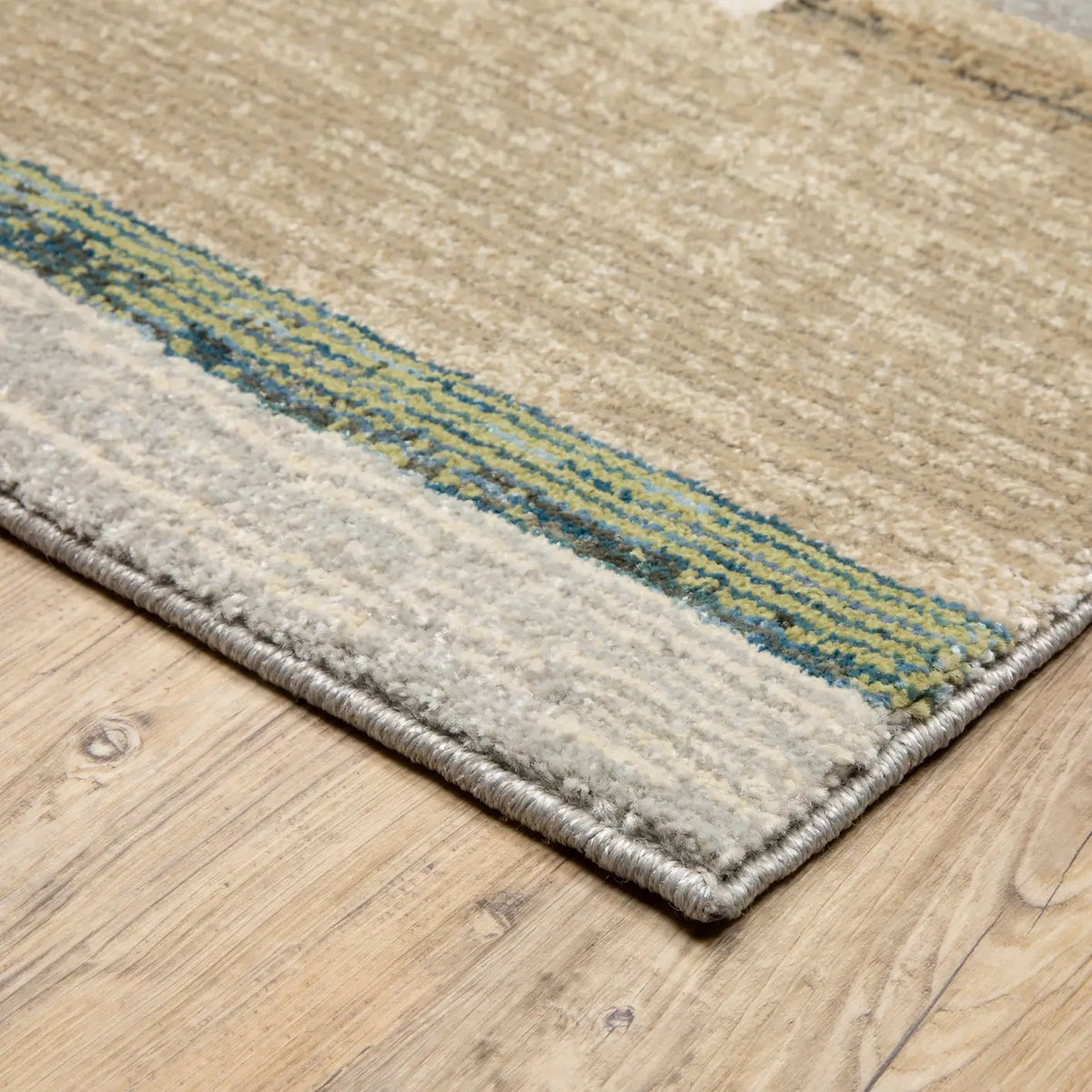 Oriental Weavers Sphinx Strada Str07 Beige/ Multi Rugs - corner detail