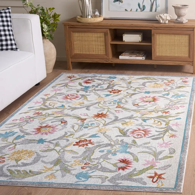 Safavieh Aria 5'-0" x 6'-7" Rug in Ivory / Grey