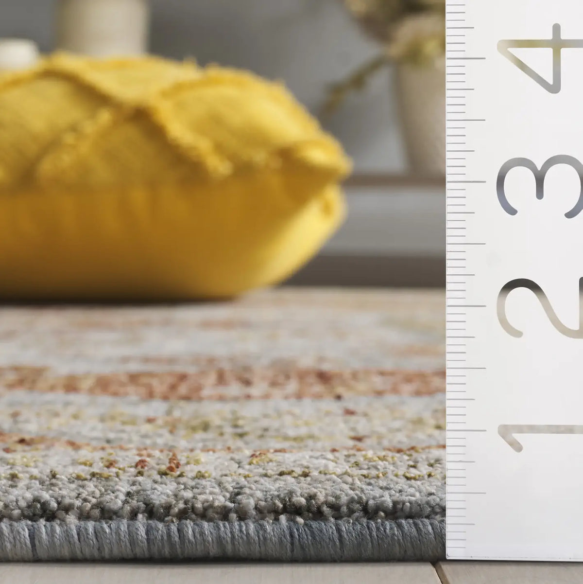 Safavieh Hamilton 4'-0" x 6'-0" Rug in Blue / Gold Rust