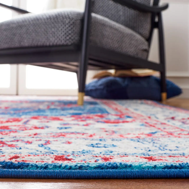 Safavieh Brentwood 4'-0" x 6'-0" Rug in Navy / Red
