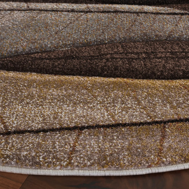 Safavieh Hollywood 6'-7" x 6'-7" Rug in Brown / Grey