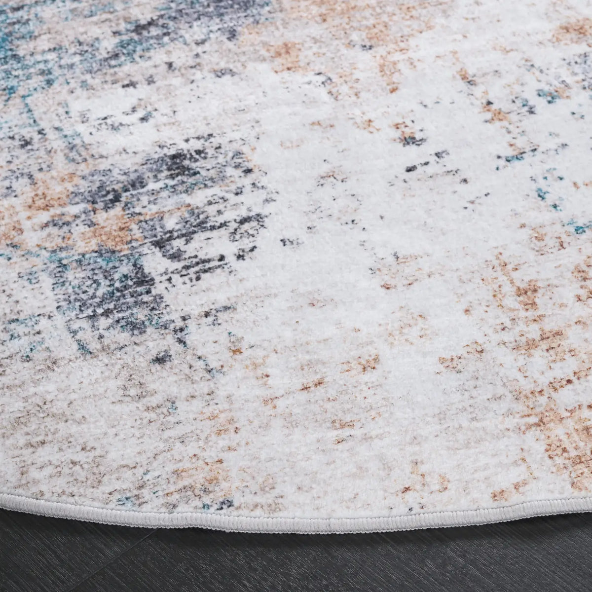 Safavieh Santa Monica 6'-0" x 6'-0" Rug in Ivory / Rust