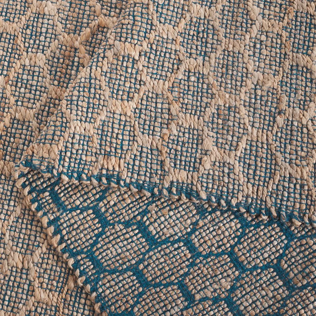 Safavieh Cape Cod 4'-0" x 6'-0" Rug in Navy / Natural