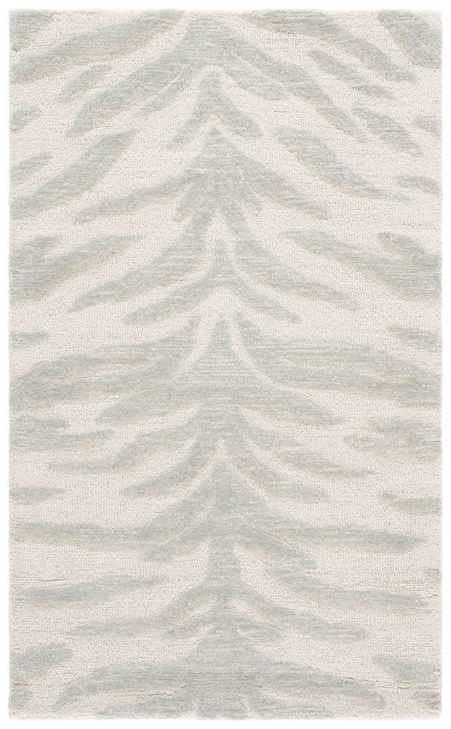 Safavieh Ebony 3'-0" x 5'-0" Rug in Green / Ivory