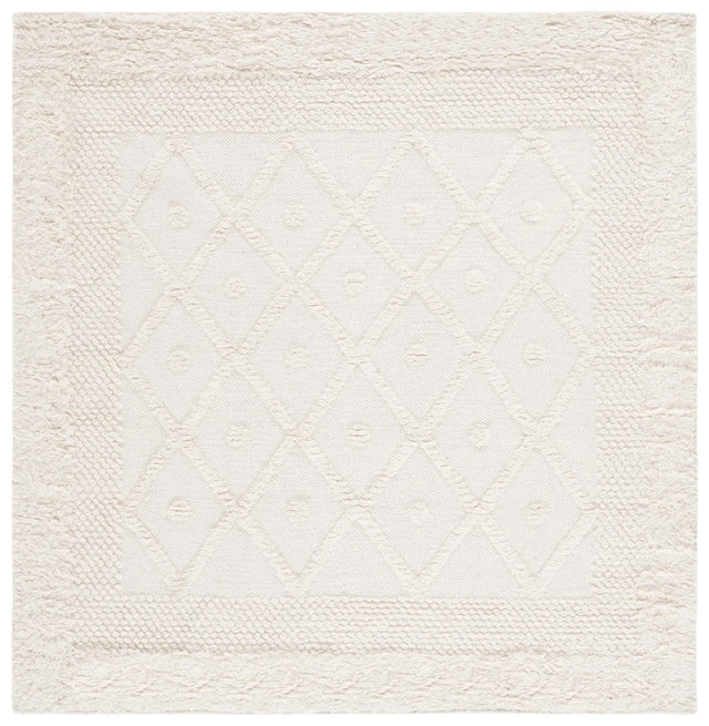 Safavieh Kenya 6'-0" x 6'-0" Rug in Ivory