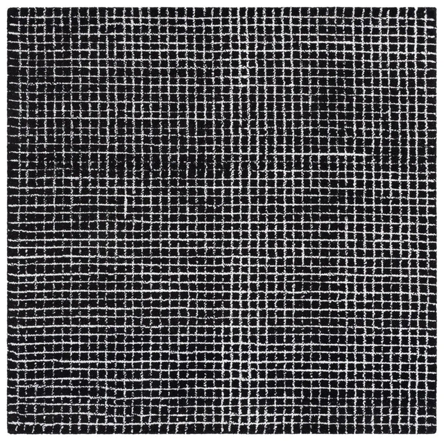 Safavieh Abstract 6'-0" x 6'-0" Rug in Ivory / Black