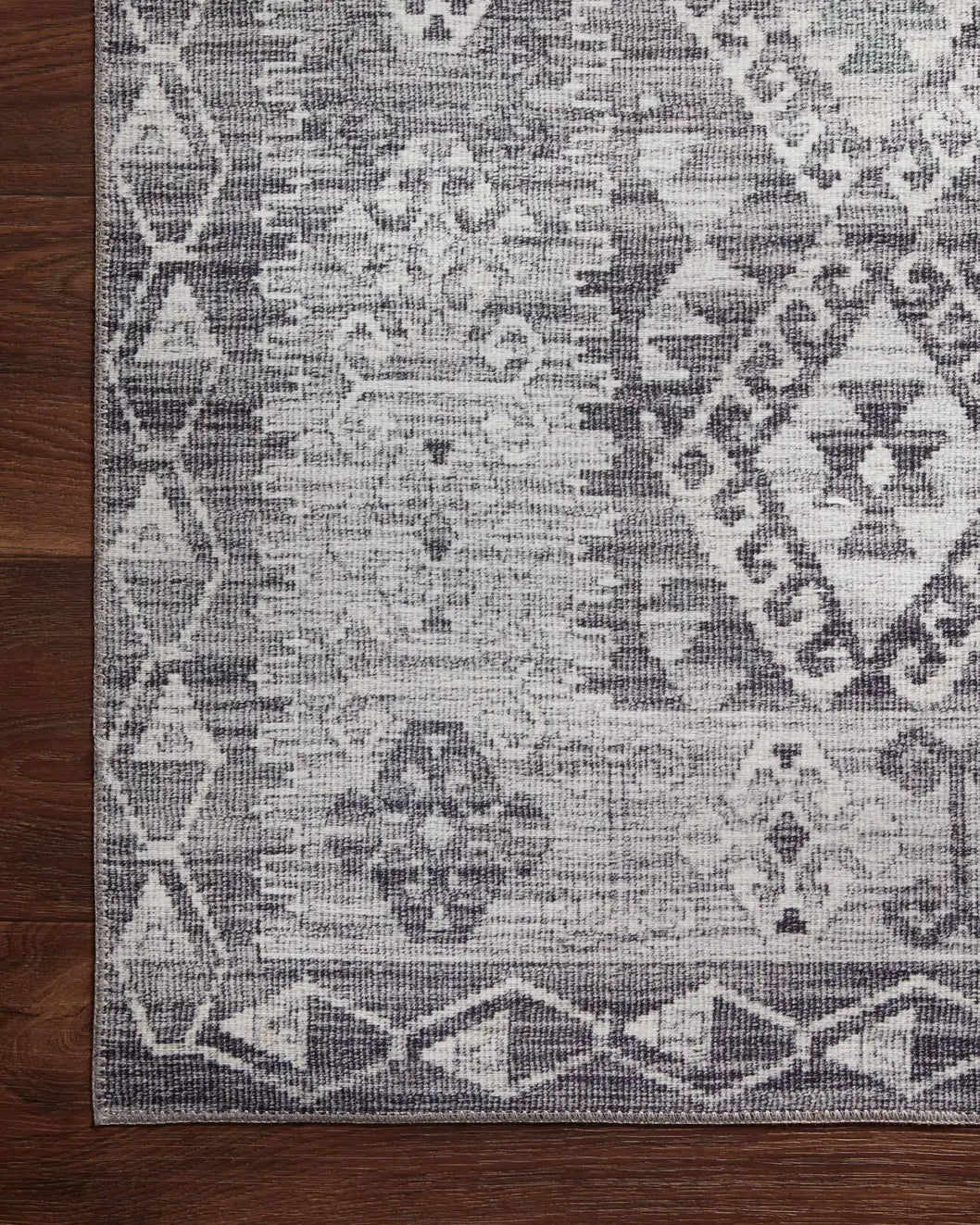 Loloi Zion Zio-03 Charcoal/Slate Rugs - corner on wood