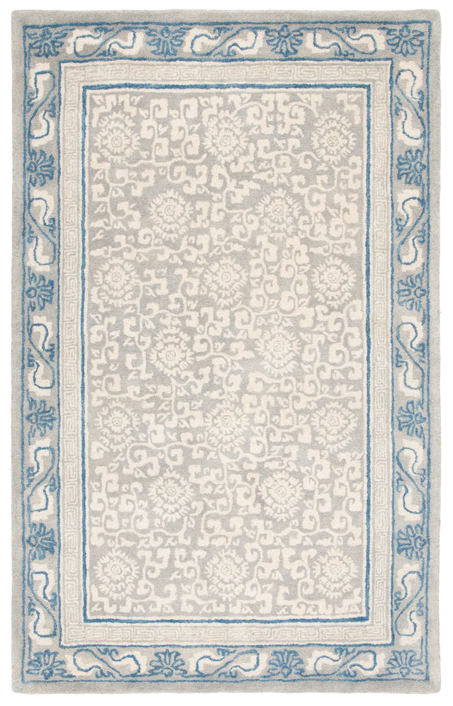 Safavieh Antiquity 4'-0" x 6'-0" Rug in Grey / Ivory