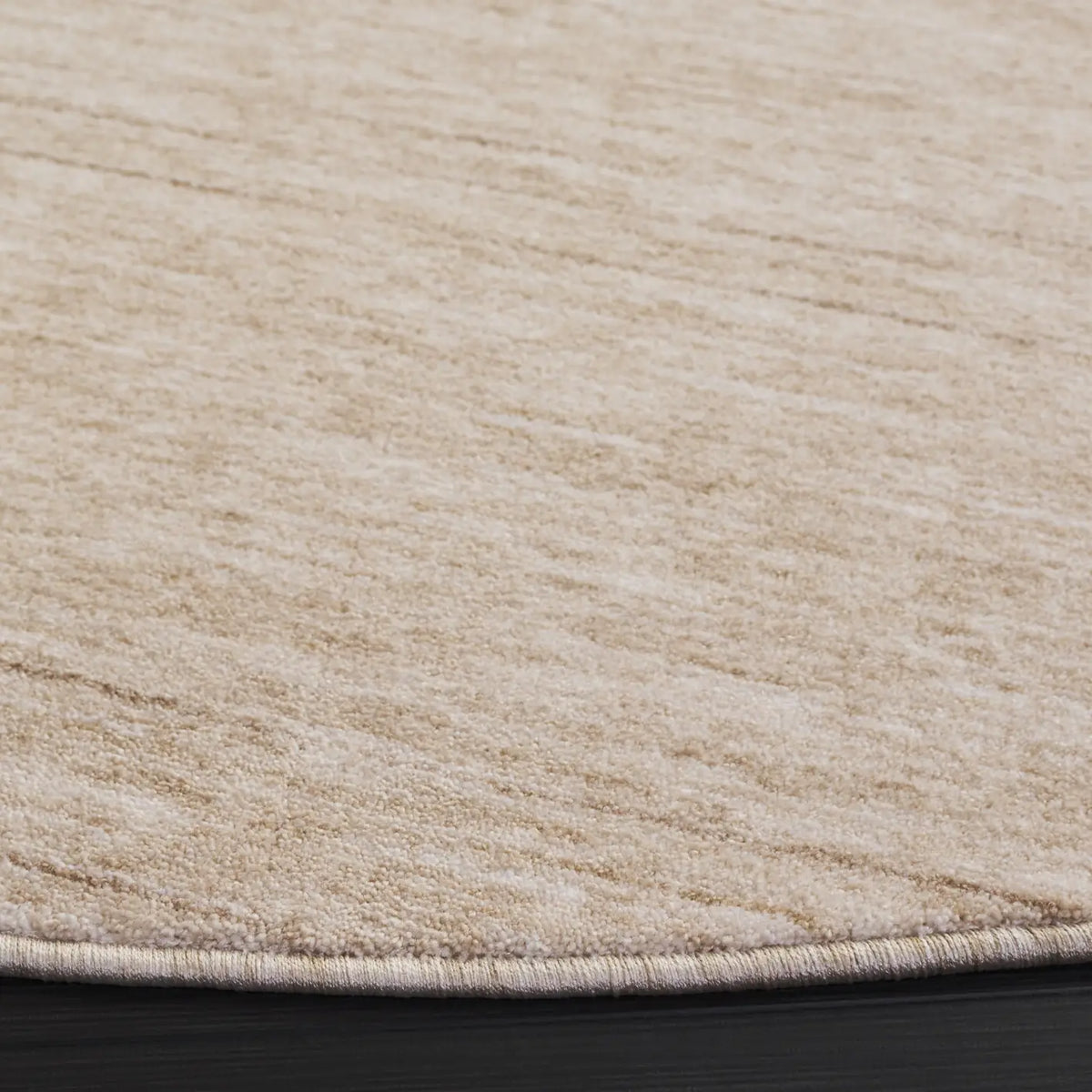 Safavieh Haven 6'-7" x 6'-7" Rug in Ivory