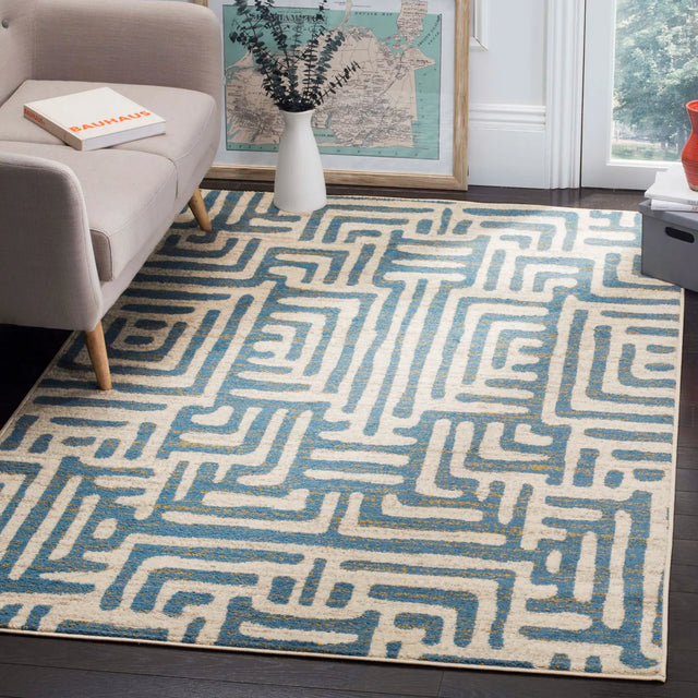 Safavieh Amsterdam 5'-1" x 7'-6" Rug in Ivory / Light Blue