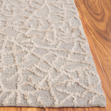 Safavieh Abstract Abt279B Beige/Grey Rug.
