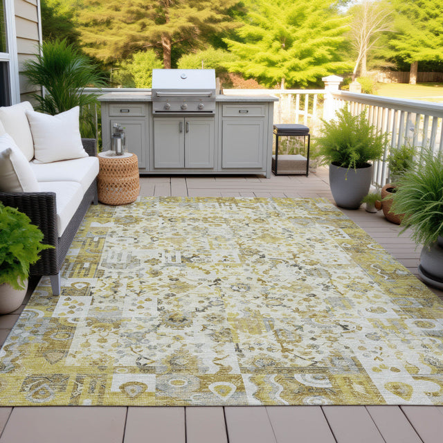 Addison Chantille ACN2099 Global Machine Made Traditional Gold Rug