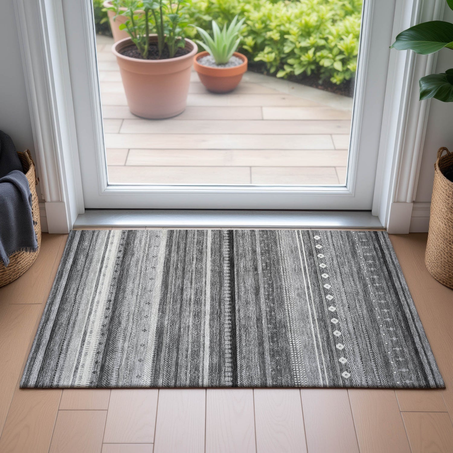 Addison Chantille ACN2218 Stripes Machine Made Transitional Gray Rug