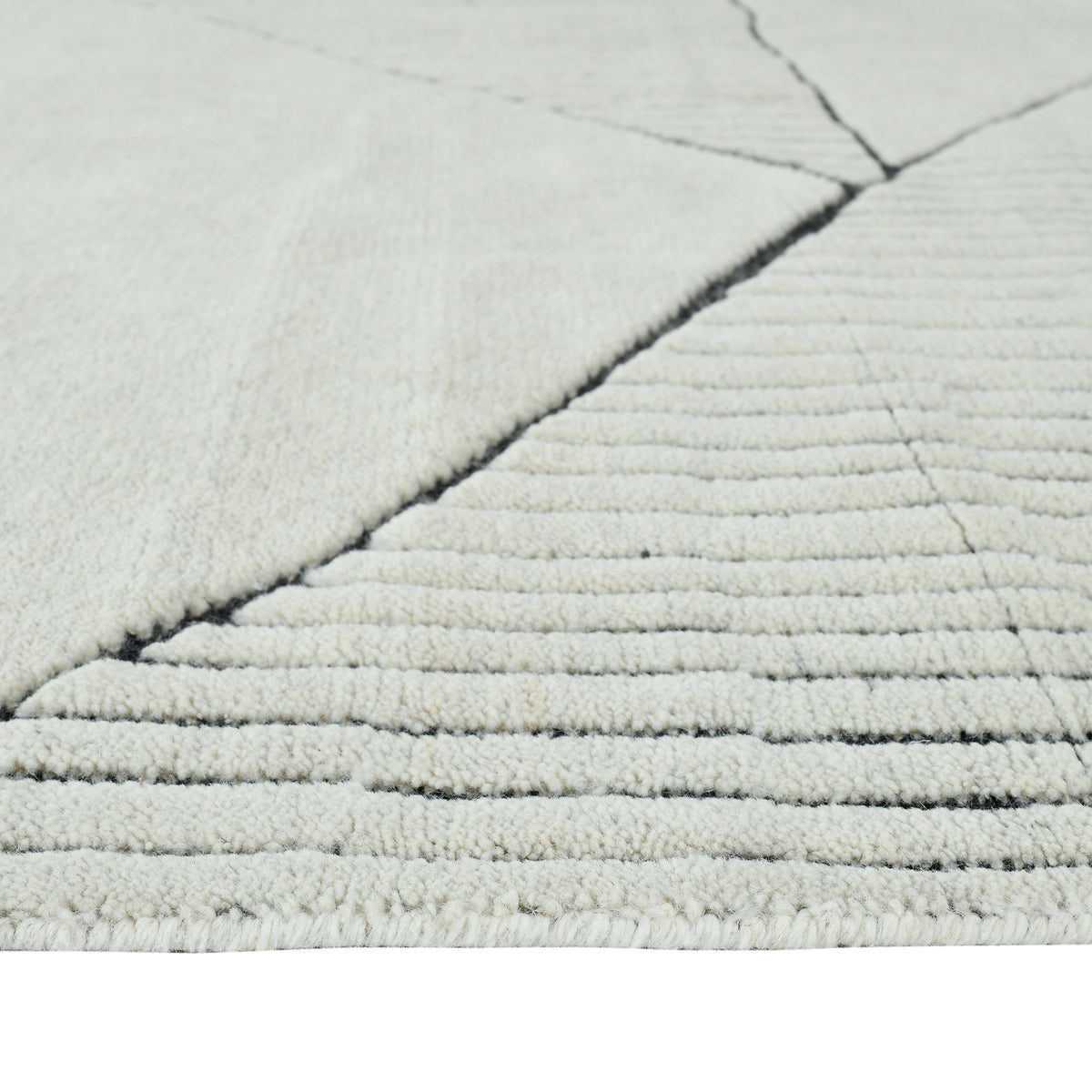 Amer Arlington ARL-3 Ivory area rug - profile view