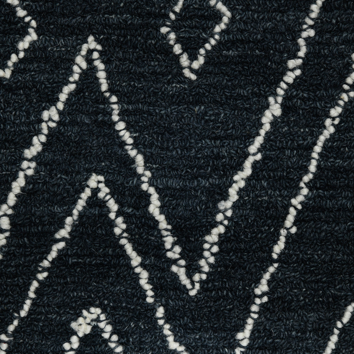 Amer Berlin Farmhouse Geometric Hand-Hooked Charcoal/White Area Rug