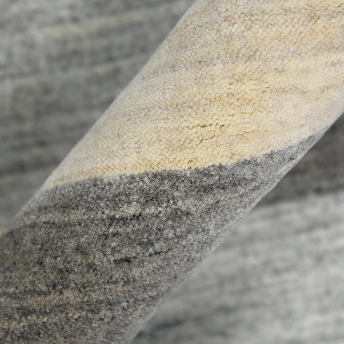 Amer Blend BLN-4 Ivory area rug - close-up view