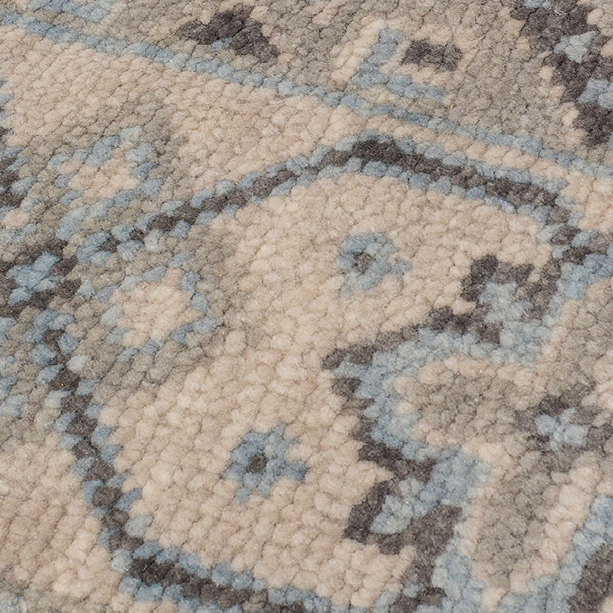 Amer Blu BLU-37 Silver area rug - close-up view