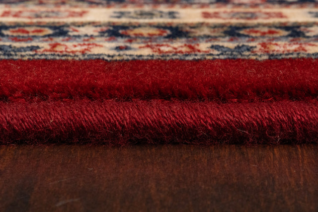 Dynamic Rugs Brilliant 72240 Red Rugs - pile detail