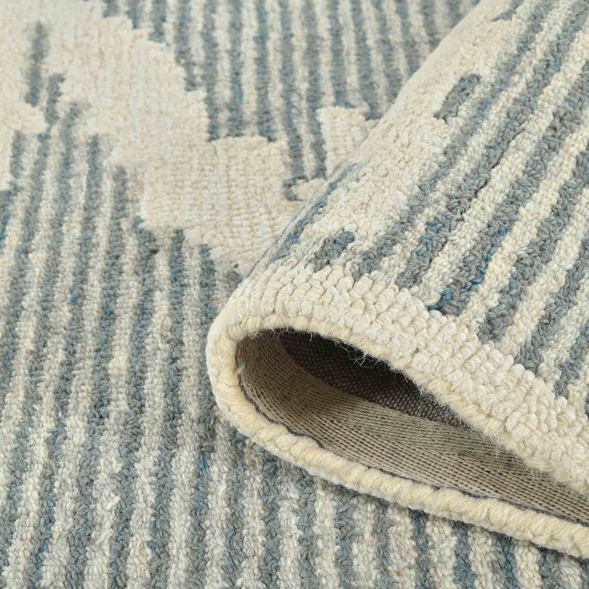 Amer Chicago CHI-2 Gray area rug - rolled view
