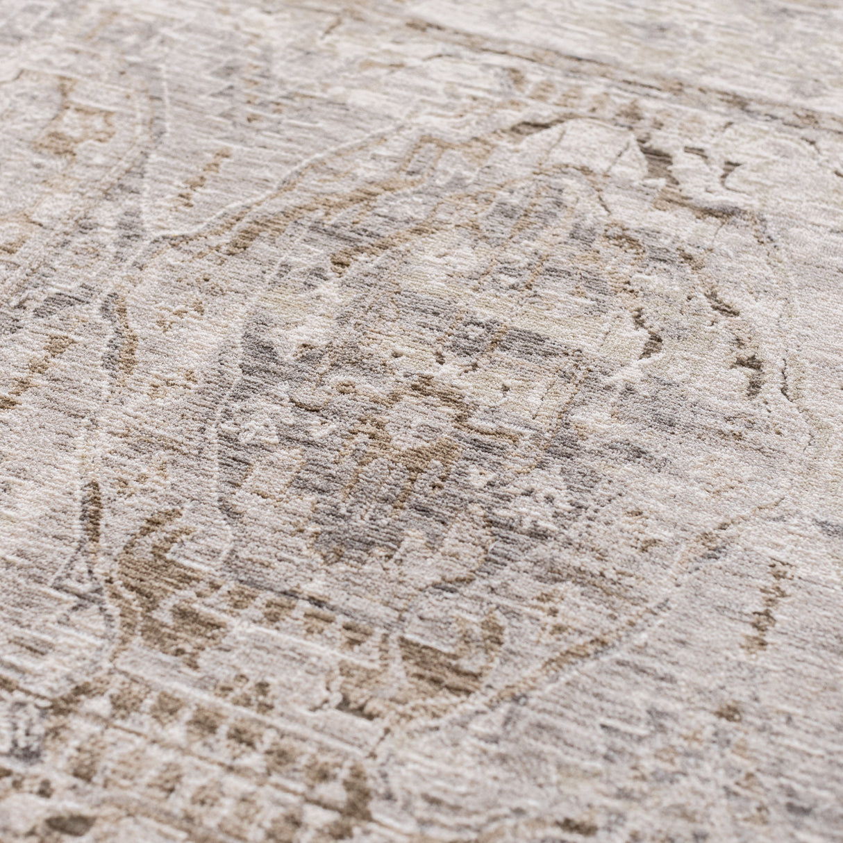 Dalyn Cyprus CY6 Machine Made Traditional Gray Rug