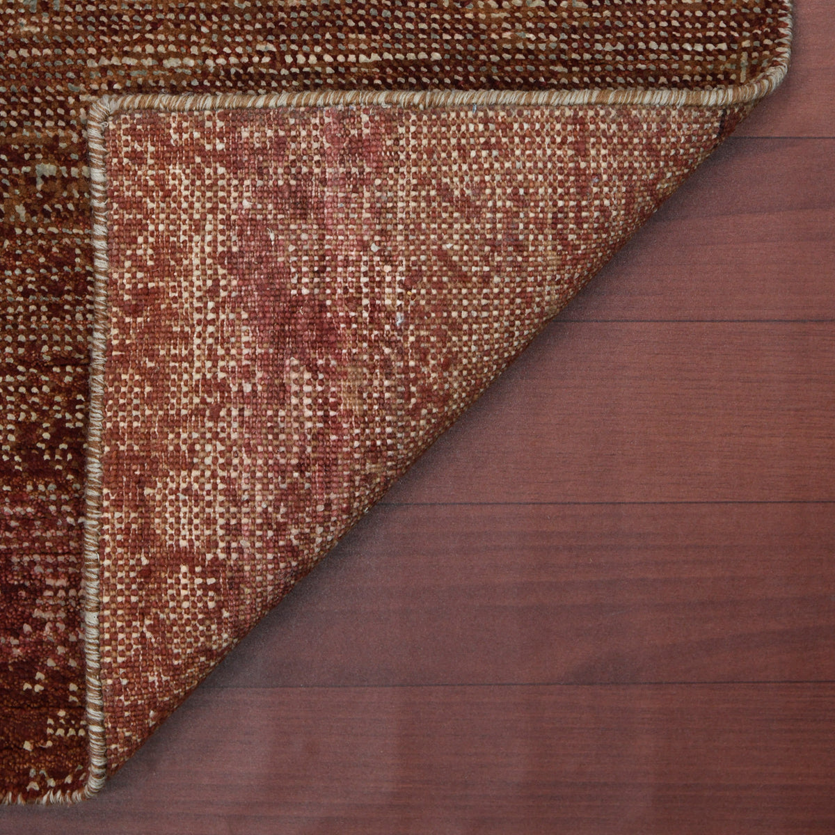 Amer Dazzle DAZ-81 Red Robin area rug - back view
