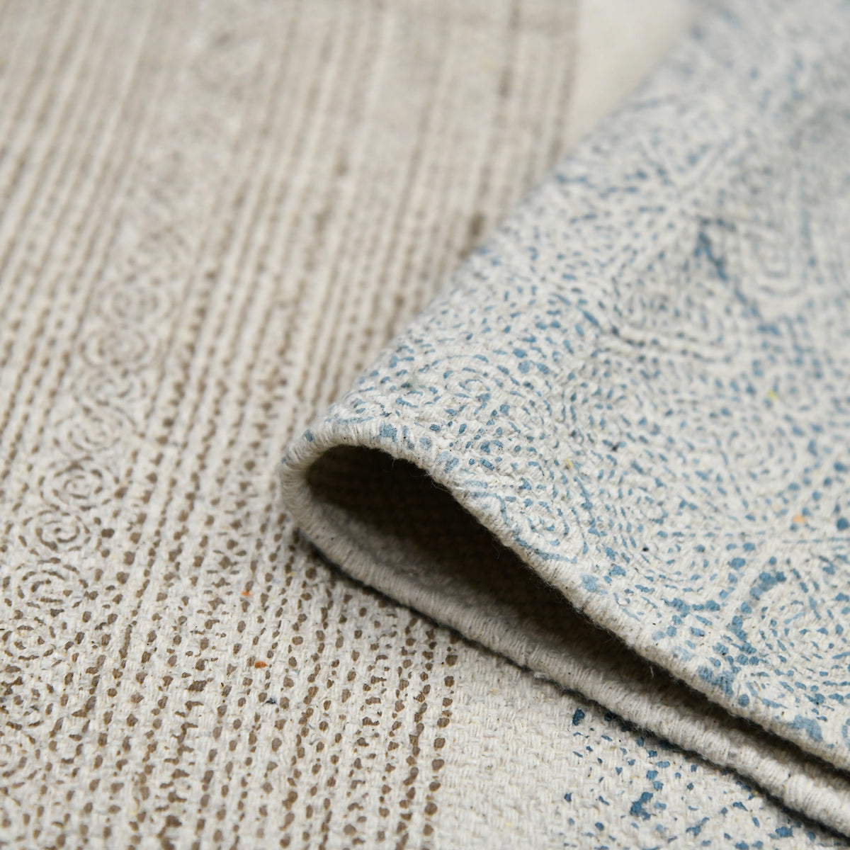 Amer Dune DUN-4 Stone Blue area rug - rolled view