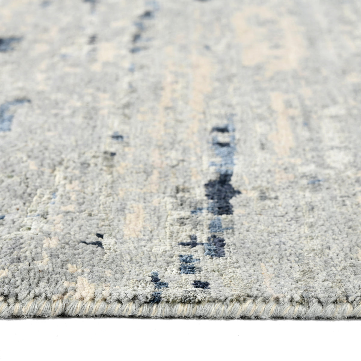 Amer Ensemble ENS-3 Spindle area rug - profile view