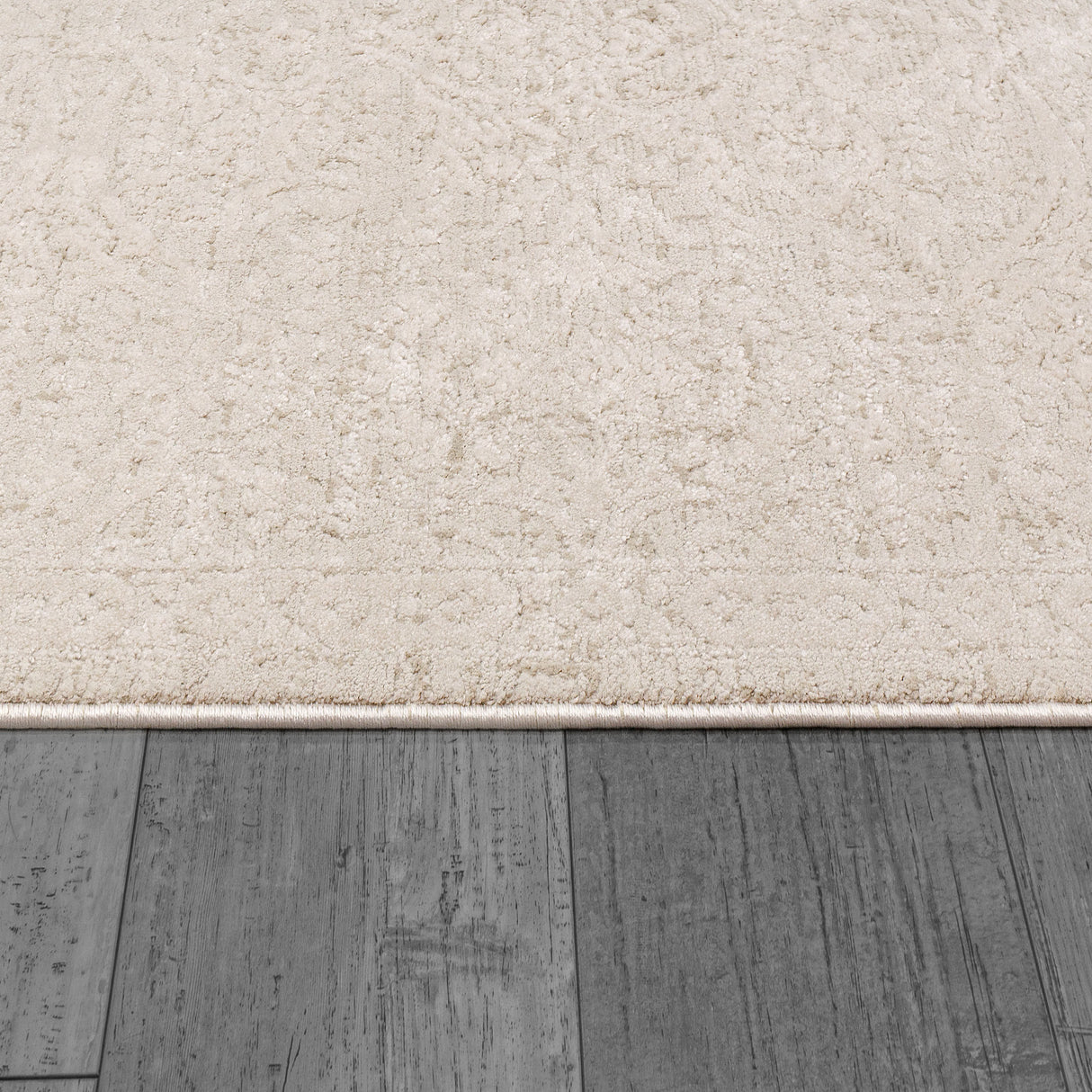 Dynamic Rugs Hamilton 10603 Power Loomed Traditional Cream Rug