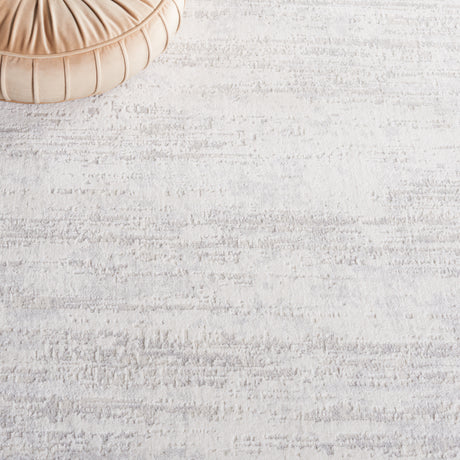 Safavieh Hanna Han104A Ivory/Light Grey Rug.