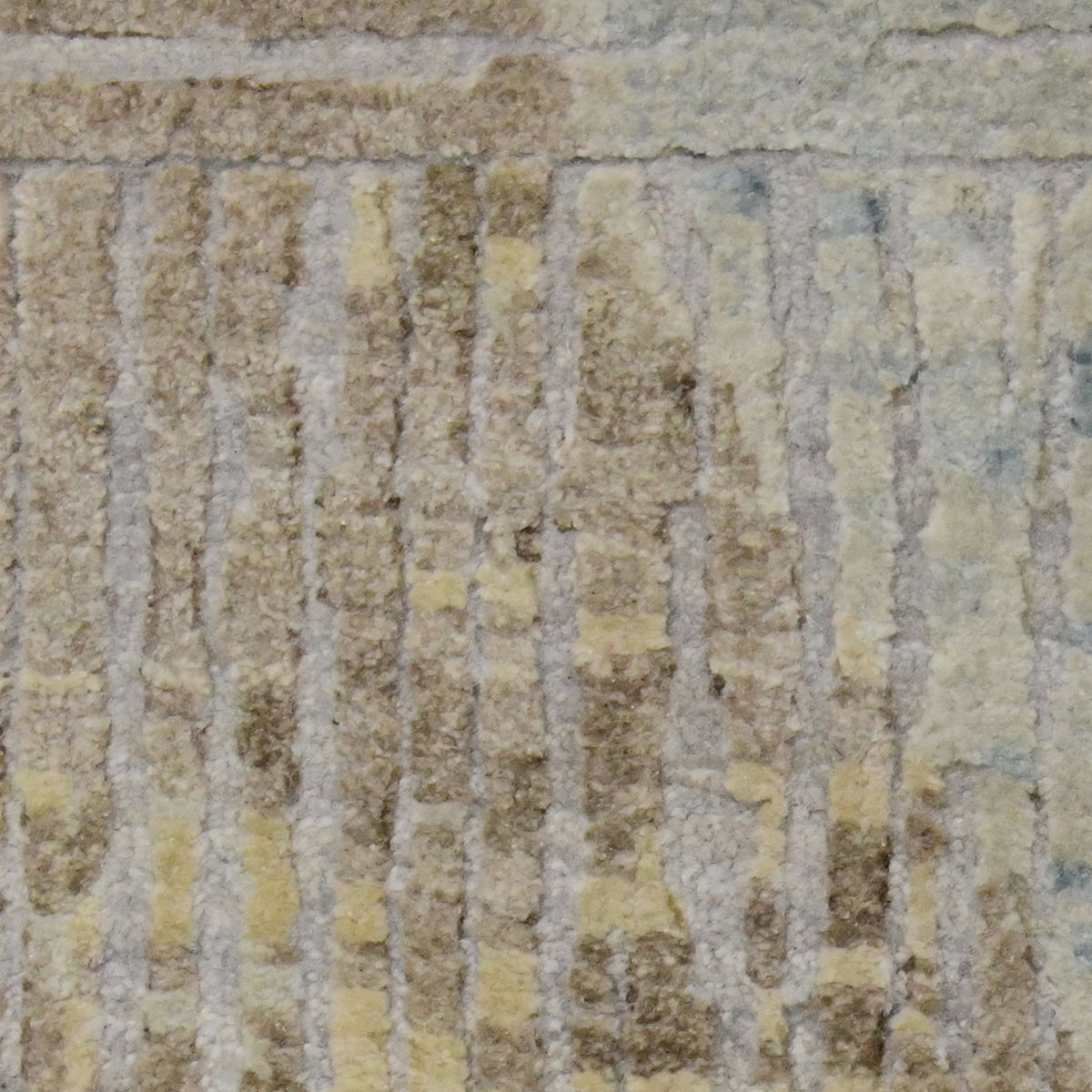 Amer Majestic MAJ-52 Ivory area rug - color swatch view