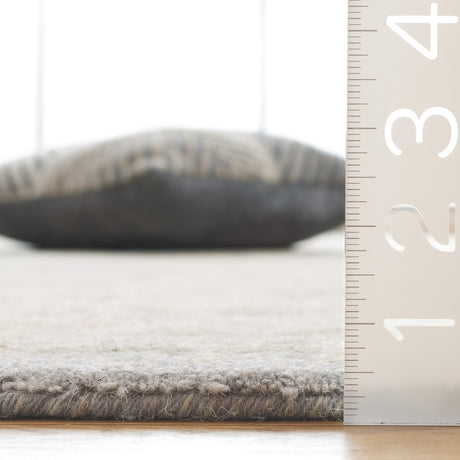 Safavieh Metro Met650F Blue/Ivory Rug.