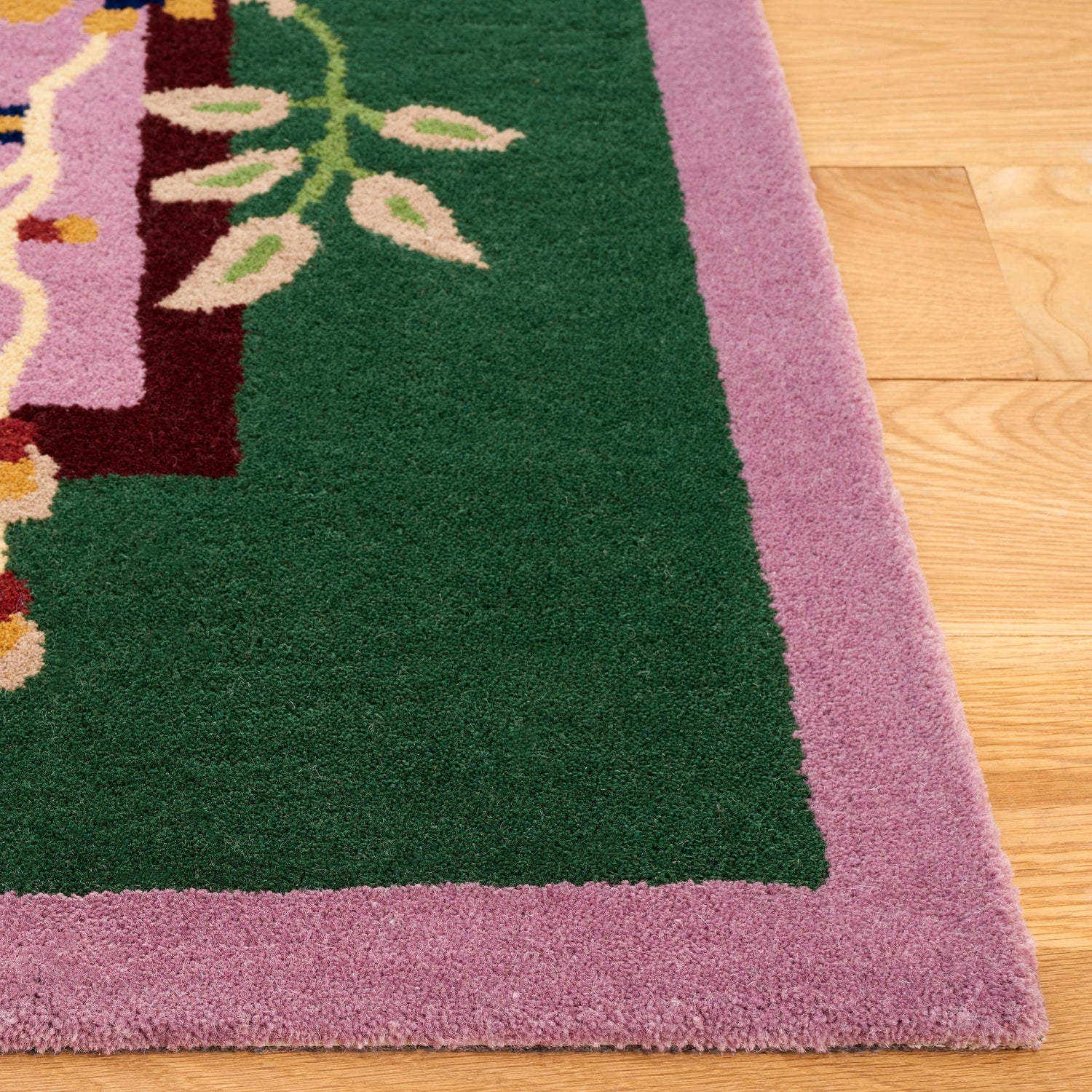 Safavieh Metro Met725V Purple/Green Rug.