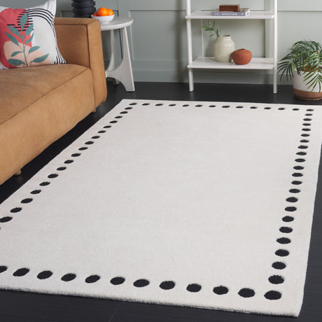 Safavieh Metro Met913Z Ivory/Black Rug.
