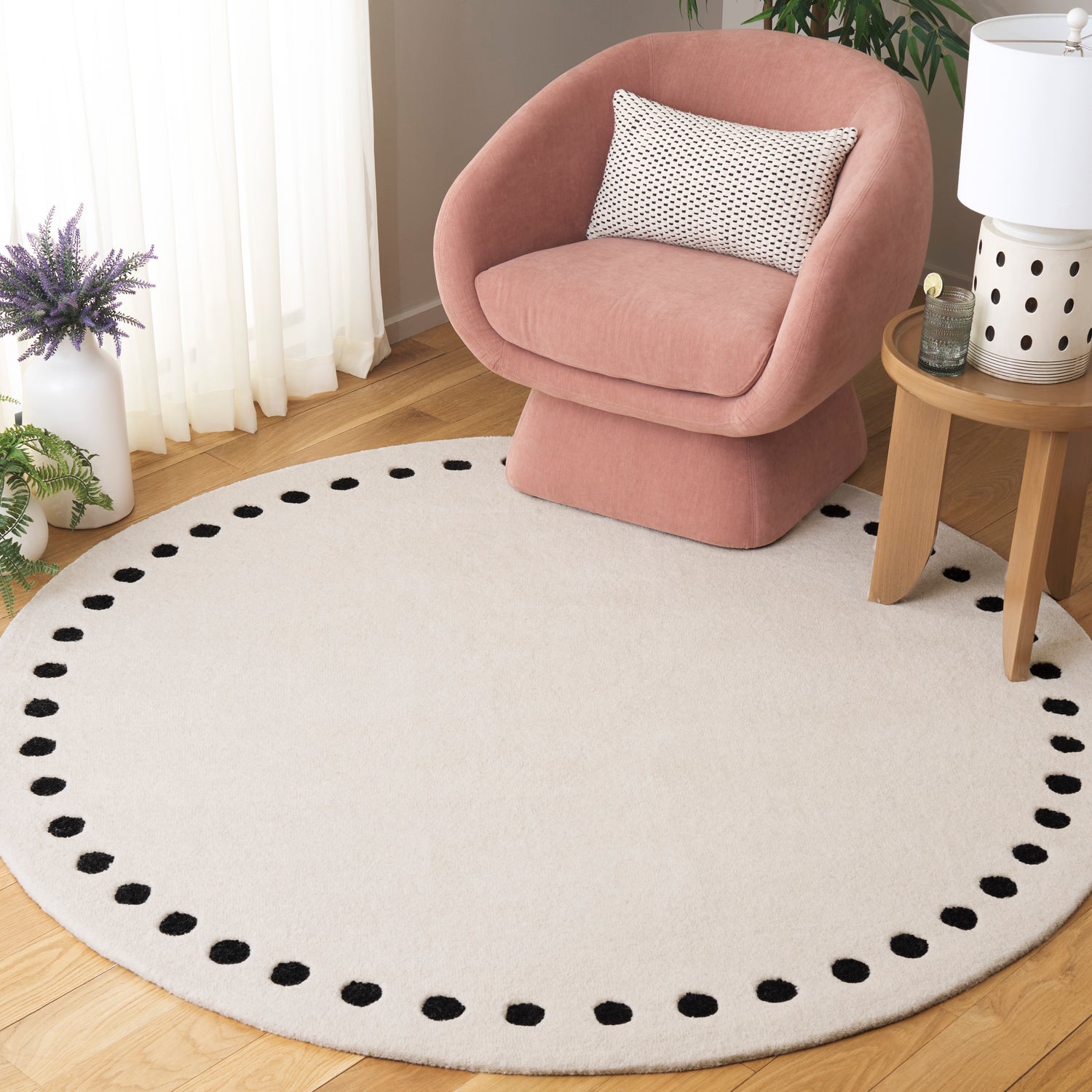 Safavieh Metro Met913Z Ivory/Black Rug.