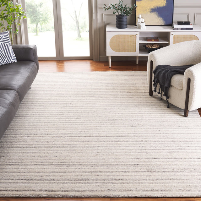 Safavieh Mirage Mir462F Ivory/Grey Rug.