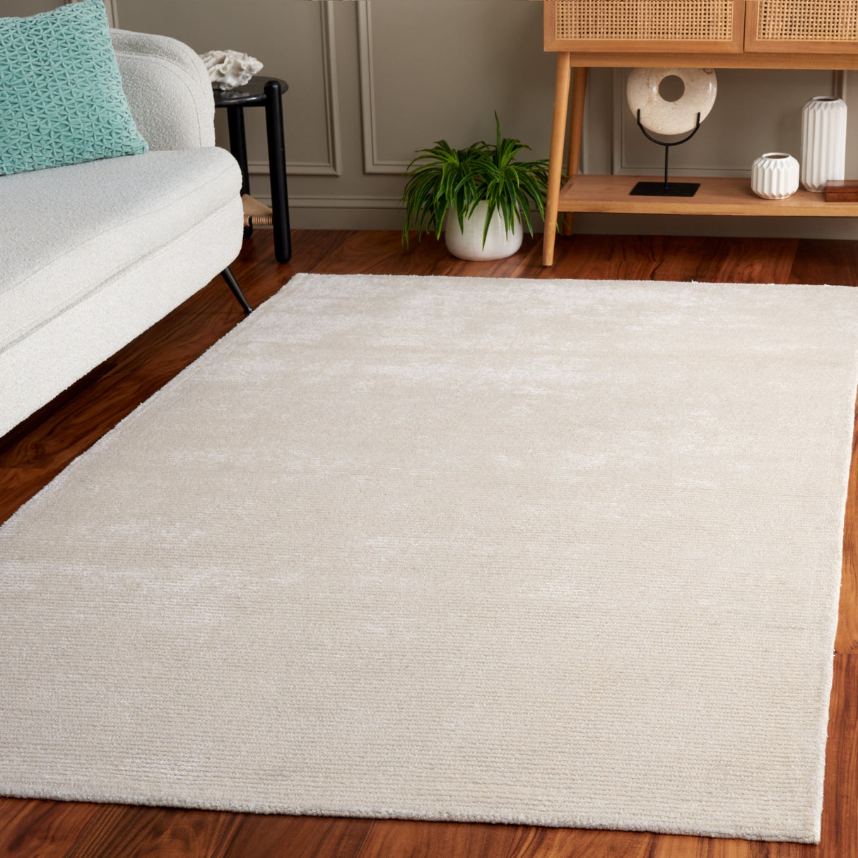 Safavieh Mirage Mir475A Ivory Rug.
